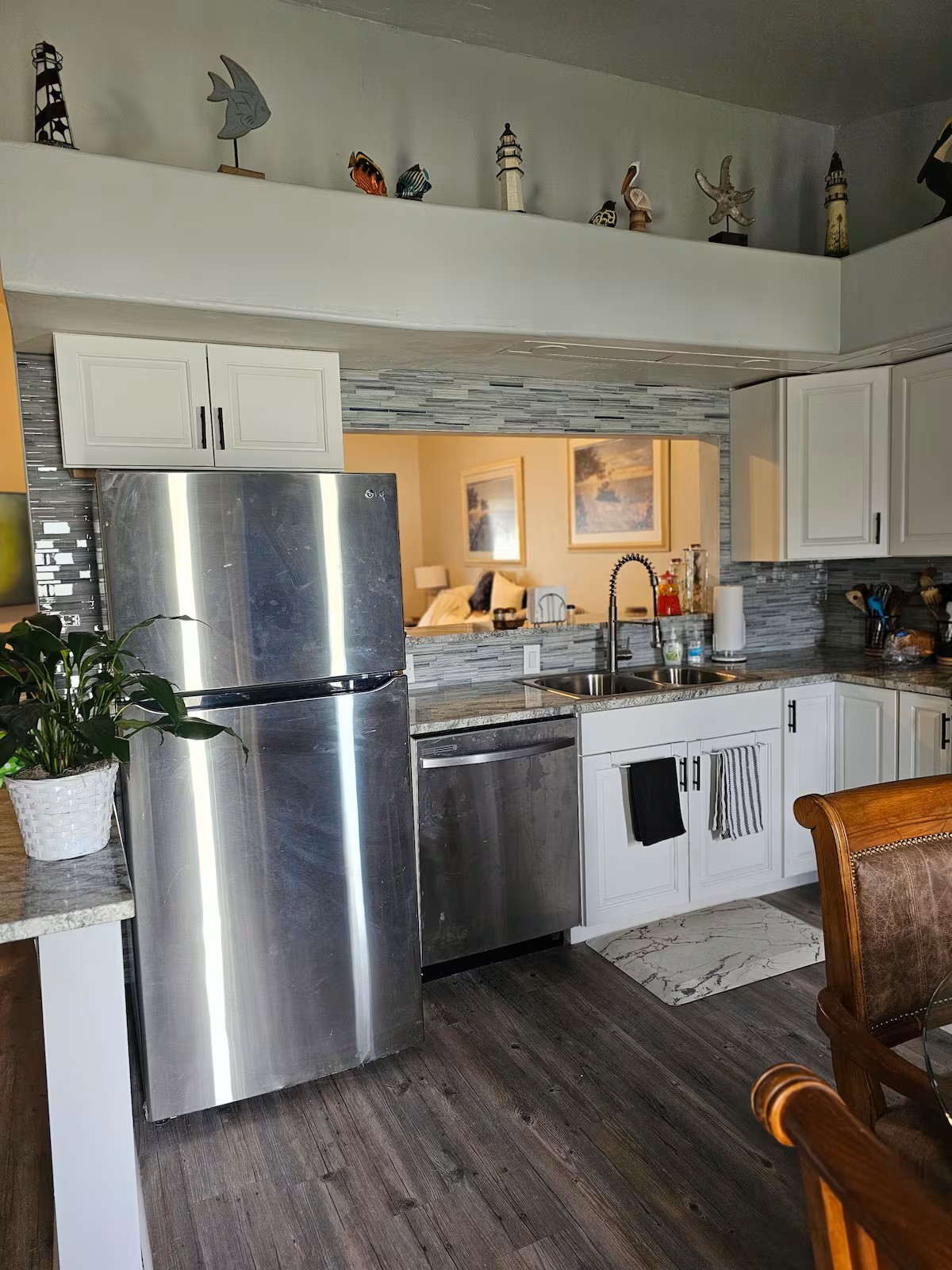 1418 Cape Coral Parkway West
